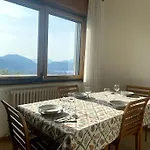 King Bed Panoramic Apartment & Free Parking