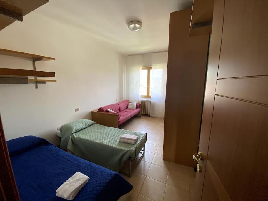 King Bed Panoramic & Free Parking *